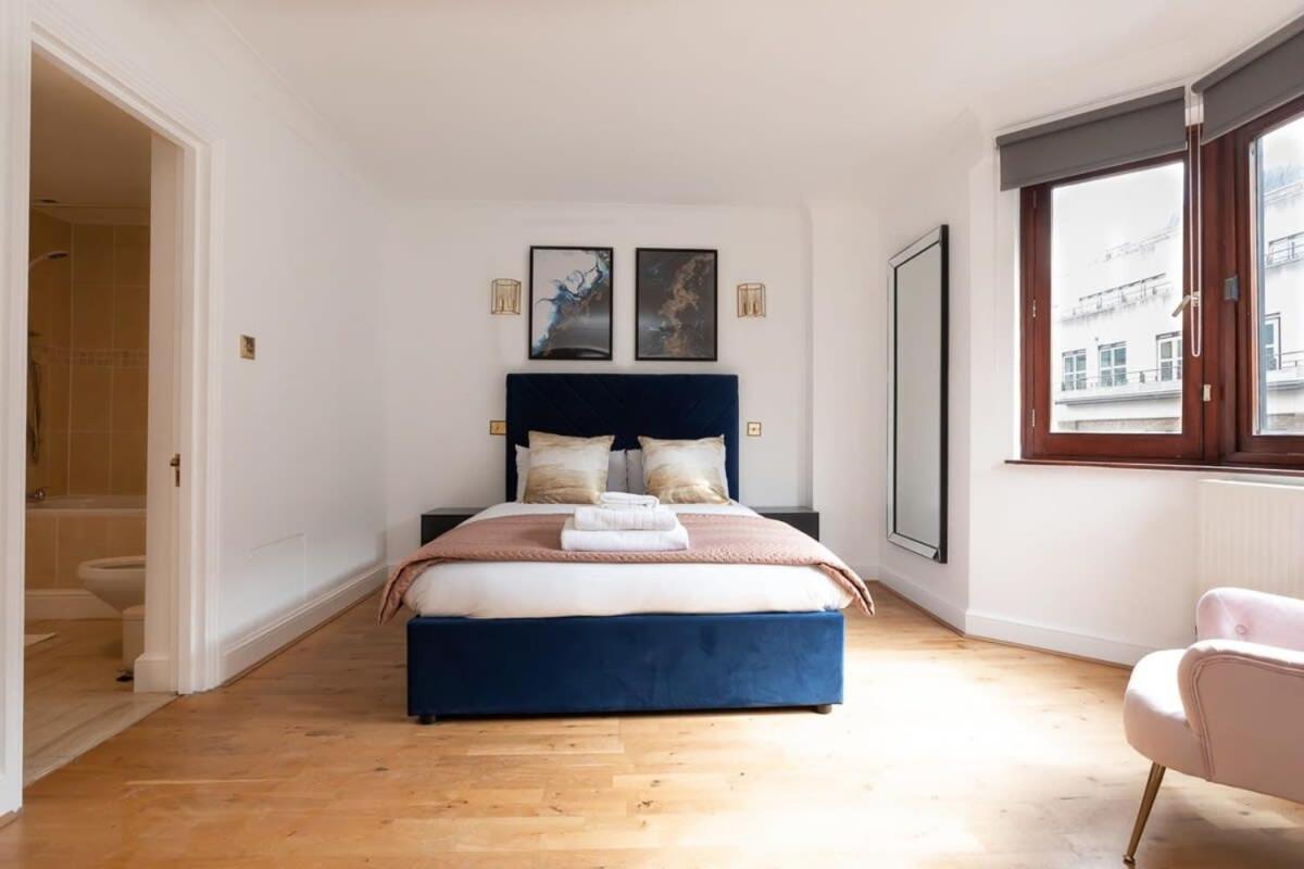 Spacious 1 Bed Mayfair Apartment With Balcony London Bagian luar foto